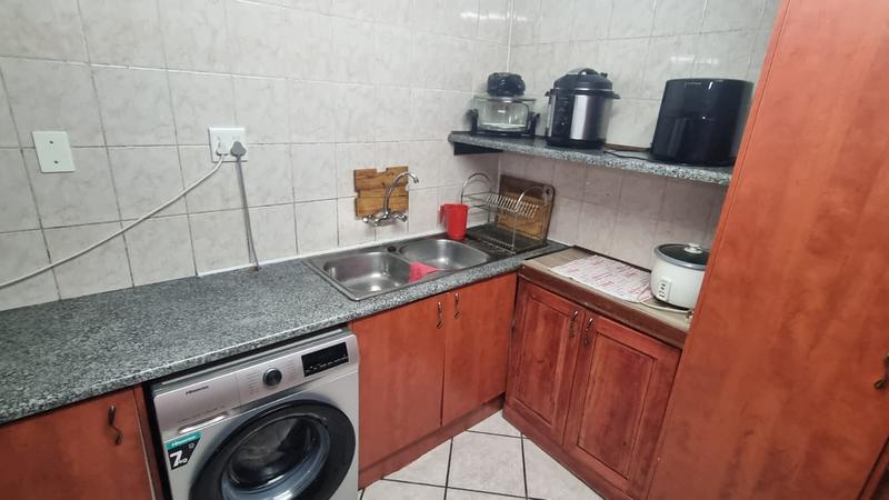 2 Bedroom Property for Sale in Vaalpark Free State